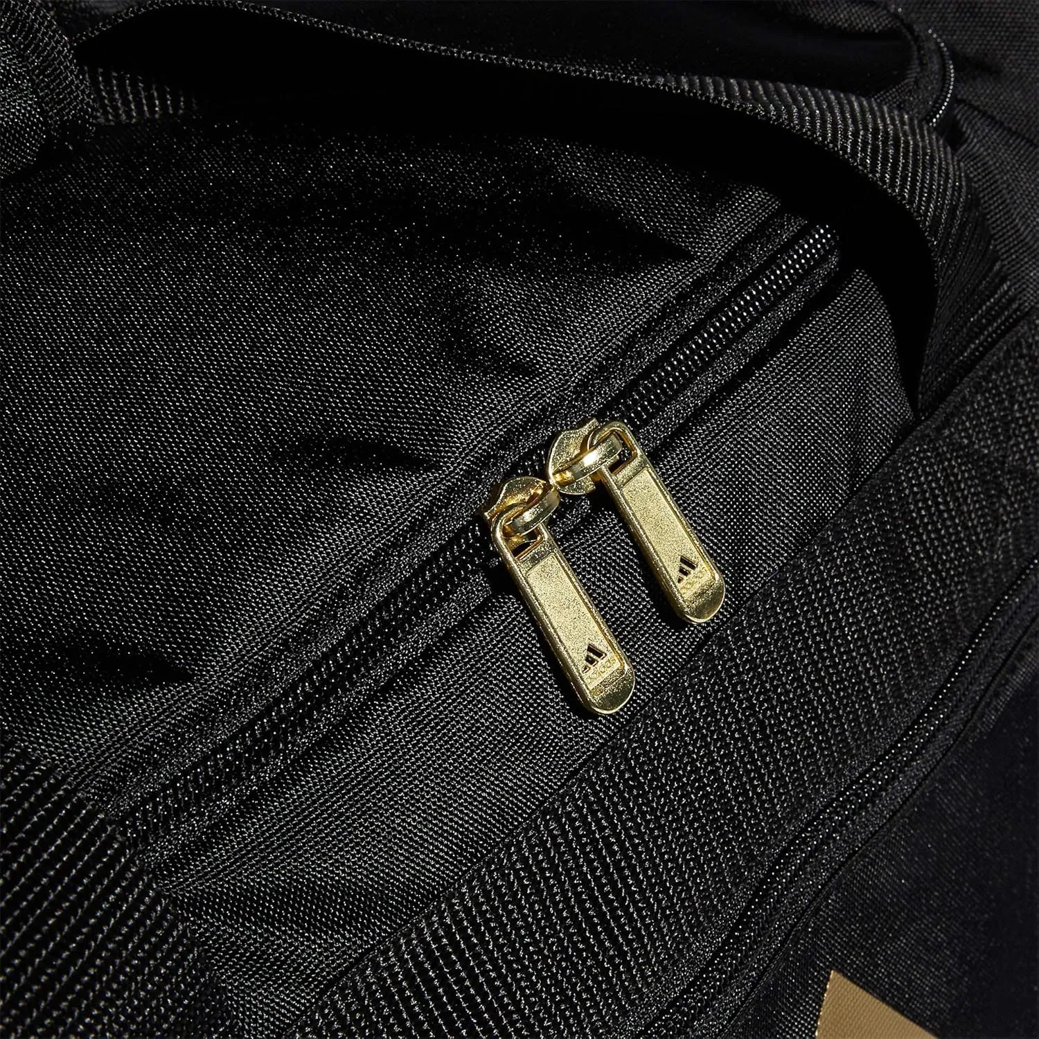 (38L) - Unisex Design Stylish Client satisfaction Black/Gold Bag Gym 4.0 Small Defender Metallic Duffel Superior