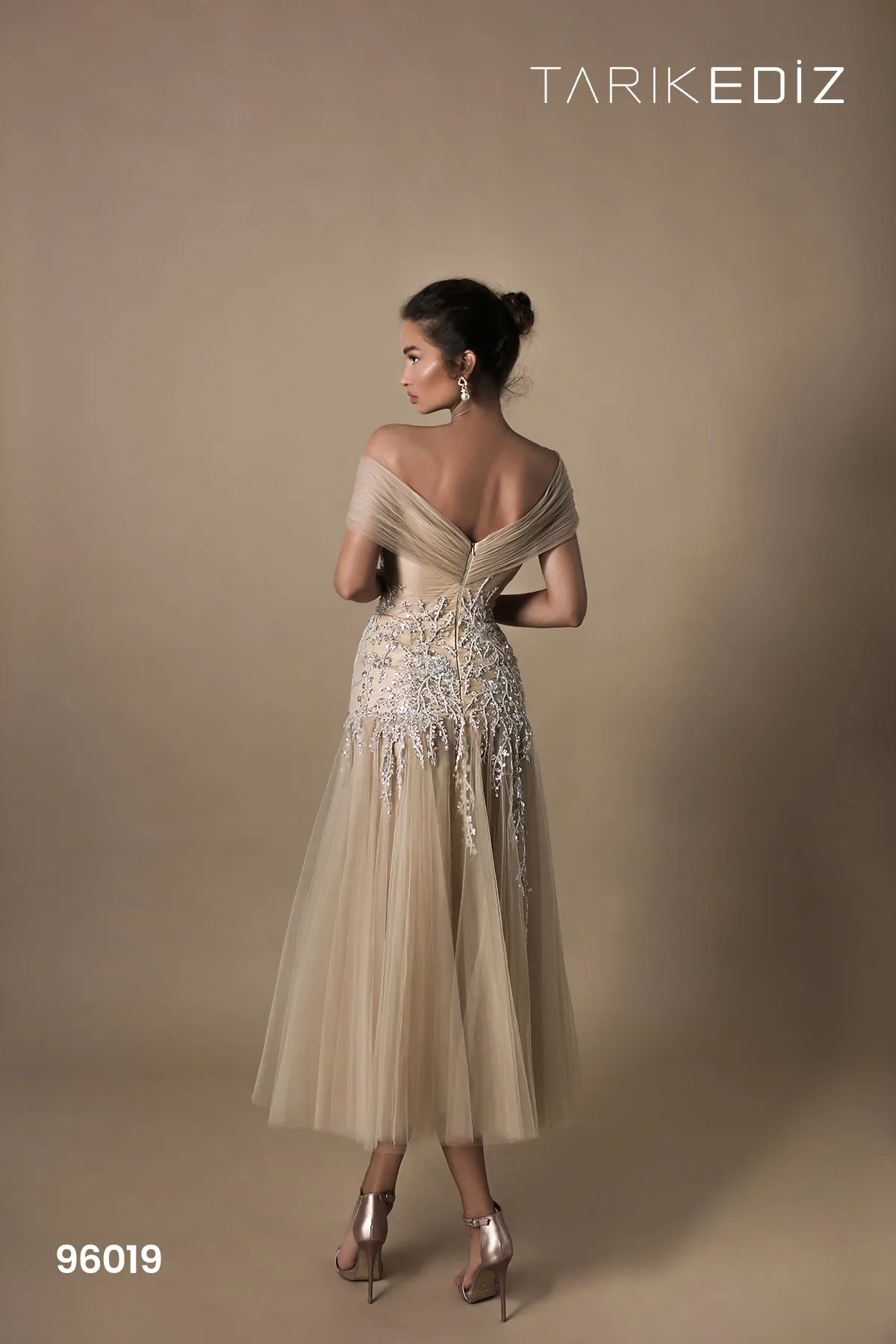 96019 LANA TARIK EDIZ