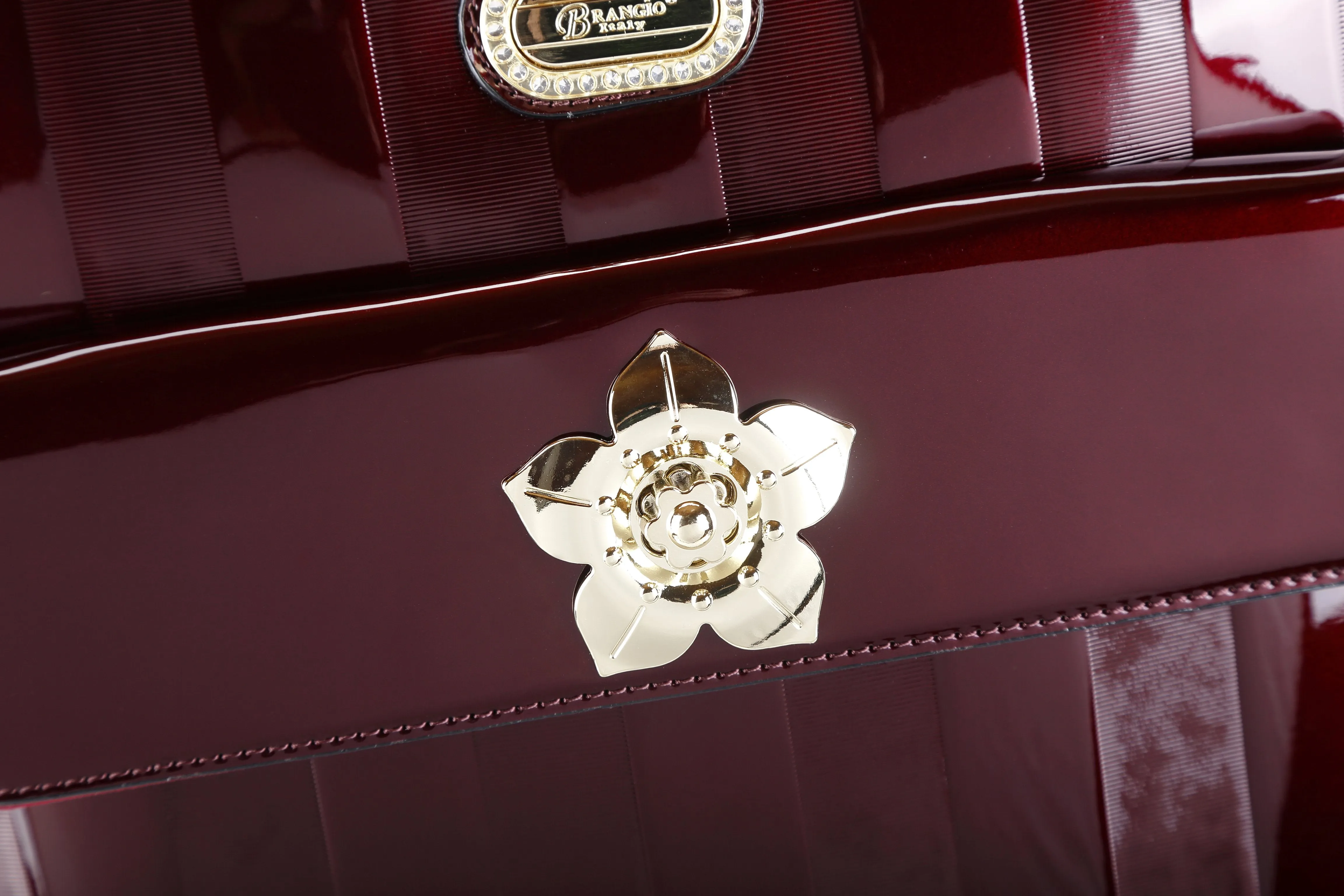 Floral Accent Light Weight Spinner Luggage [KDL8899]