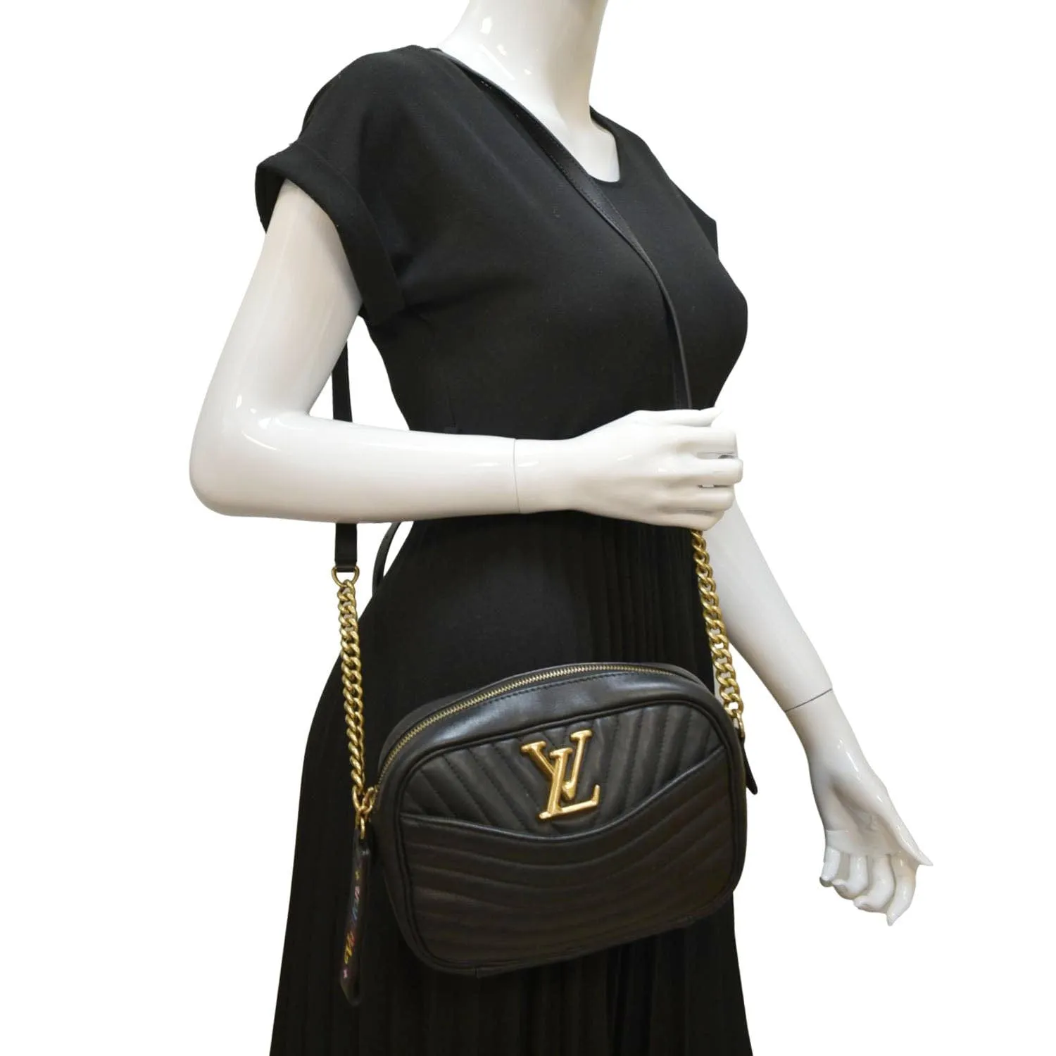 LOUIS VUITTON New Wave Quilted Leather Camera Bag Black