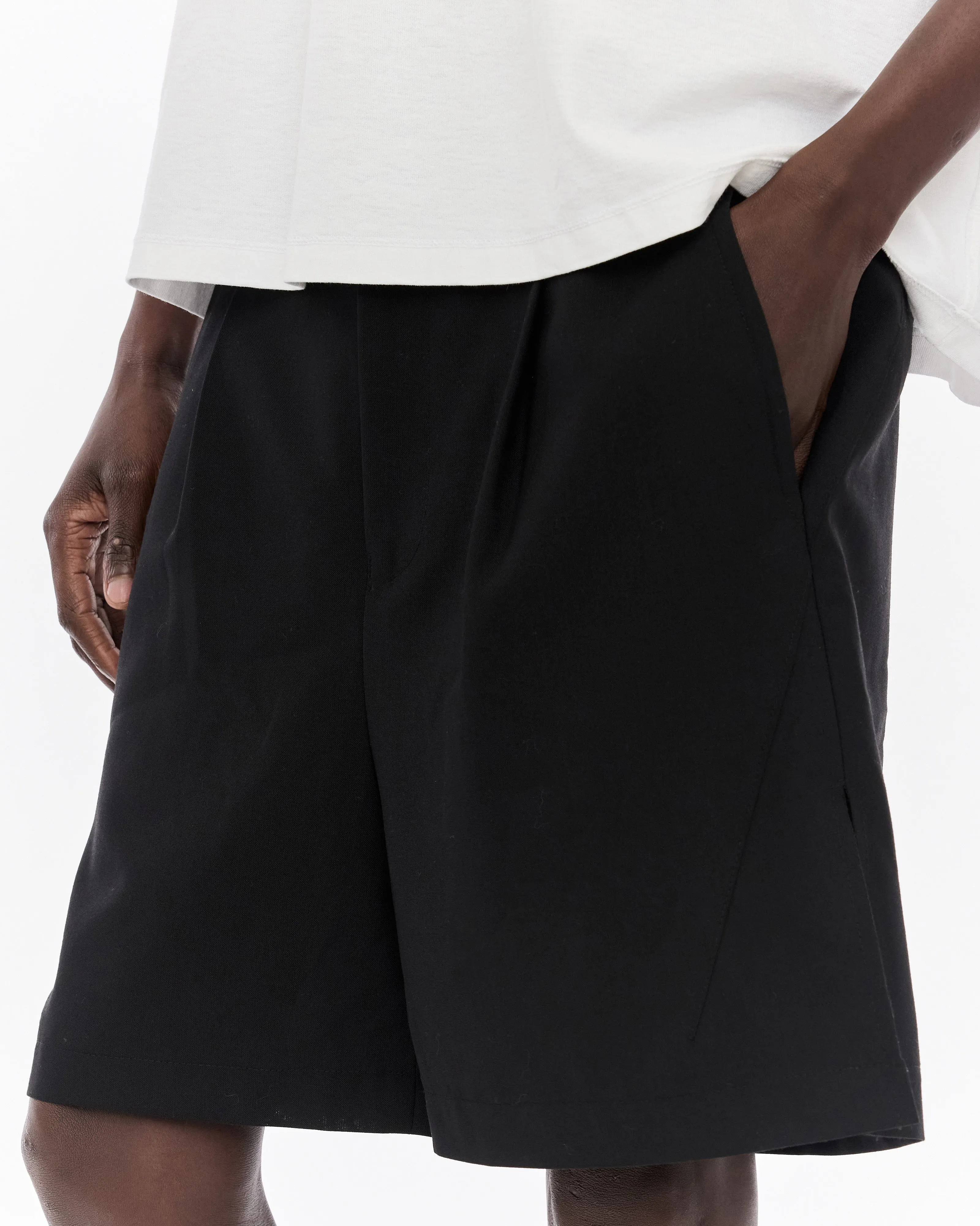 Tailored Short, Black